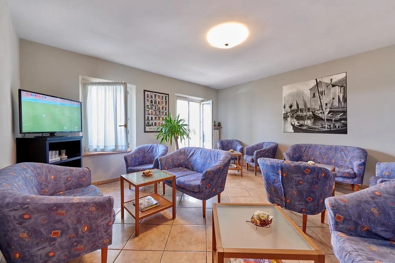 Albergo Del Garda Torri Del Benaco