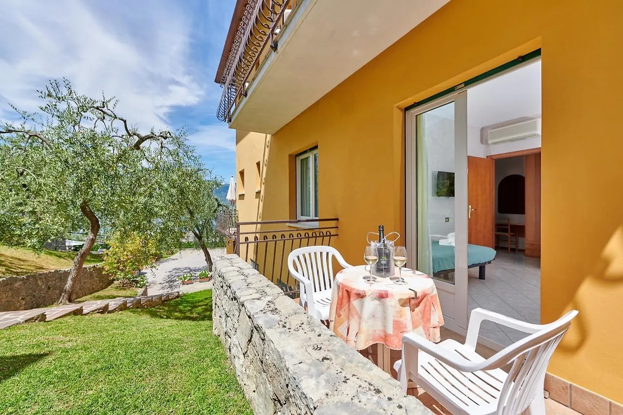 Albergo Del Garda Torri Del Benaco Hotel