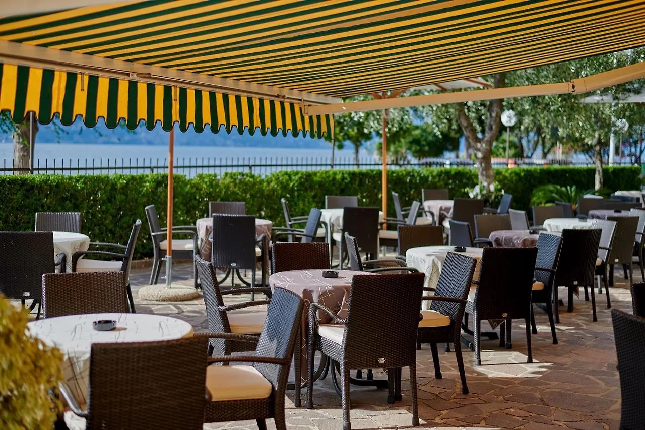 Hotel Albergo Del Garda Torri Del Benaco