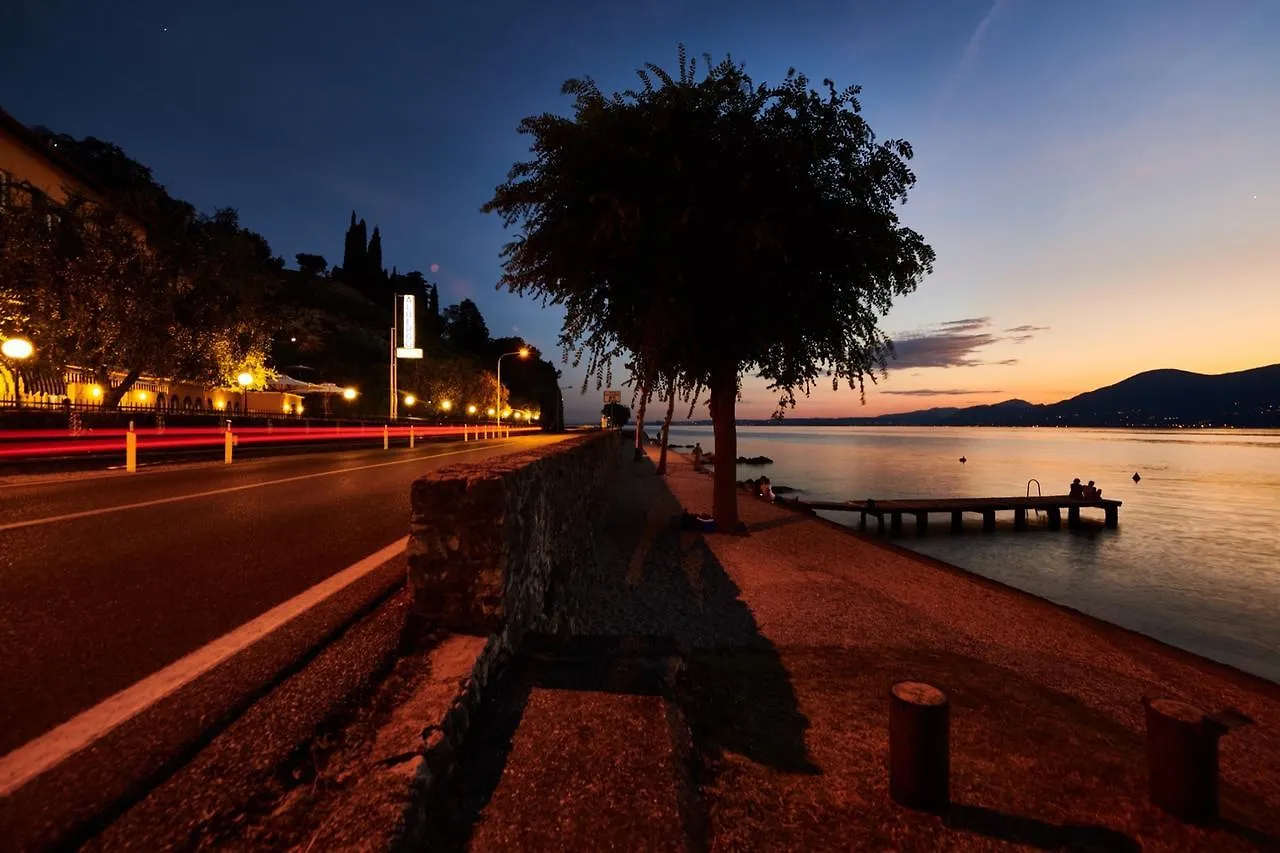 Albergo Del Garda Torri Del Benaco